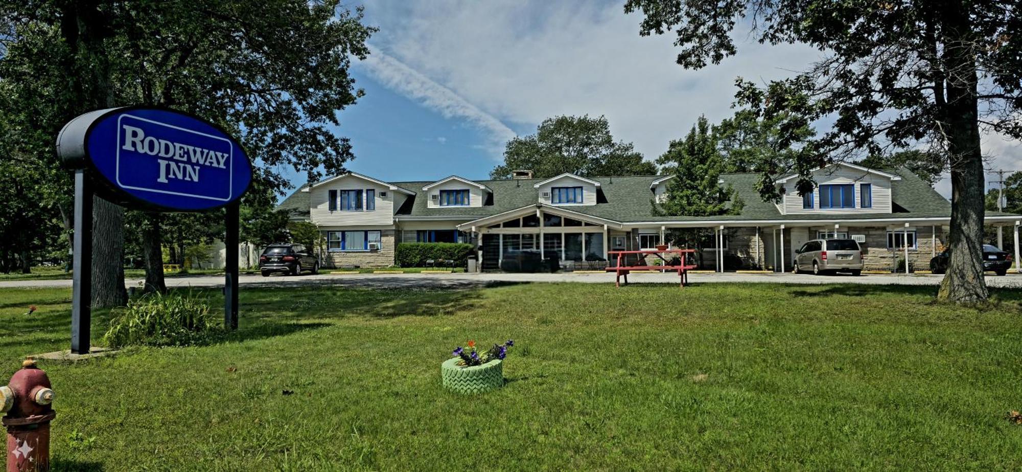 Rodeway Inn Formerly Camp Inn Lodge Oscoda Extérieur photo